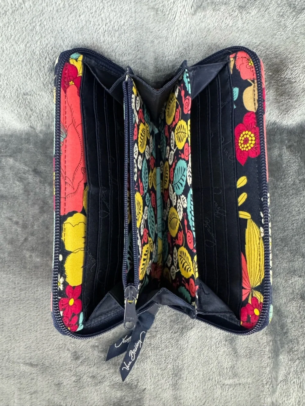 Vera Bradley Happy Snails Accordion Wallet Zip Around Navy Yellow Pink Blue